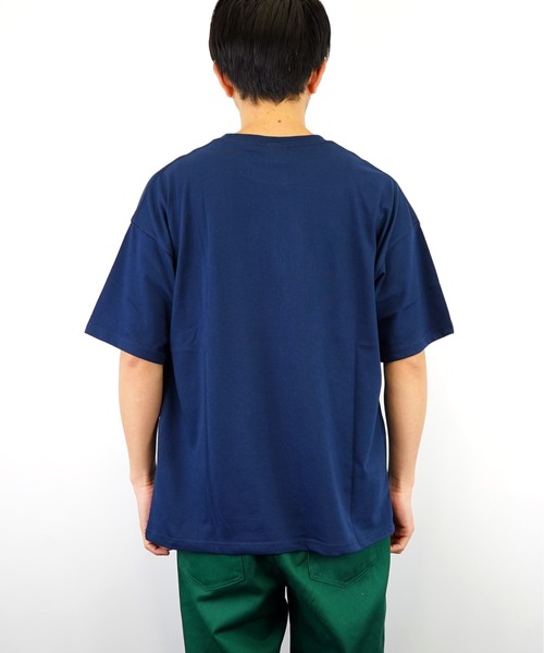 Burner(バーナー)の「【GROOVY STORE】エンボス ロゴ ビッグシルエット Tシャツ UVカット 吸水速乾 COOL&DRY(Tシャツ/カットソー・メンズ・ブラック/ブルー/ホワイト/ベージュ・LL/M/L)」の16枚目の写真
