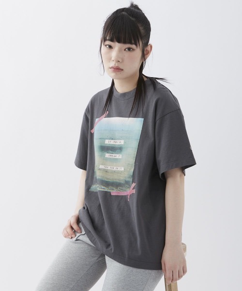 Ocean Pacific（オーシャンパシフィック）の「【OceanPacific×Sandy mag】ユニセックス 50thコラボTシャツ（Tシャツ/カットソー・レディース・ホワイト/チャコールグレー/ピンク・MEDIUM/LARGE/X-LARGE）」の20枚目の写真