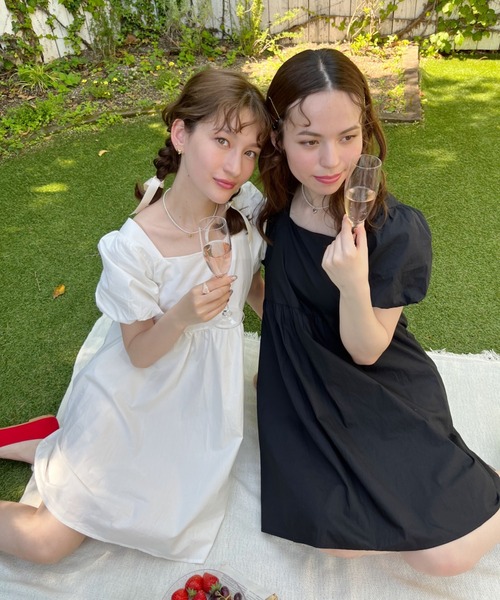 Loueme（ルエム）の「ハイウエストふんわりボリュームワンピ（ワンピース・レディース・ホワイト/ブラック・FREE）」の8枚目の写真