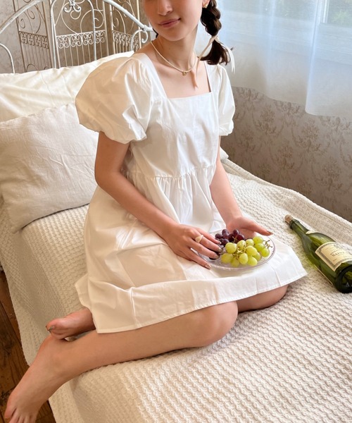 Loueme（ルエム）の「ハイウエストふんわりボリュームワンピ（ワンピース・レディース・ホワイト/ブラック・FREE）」の13枚目の写真