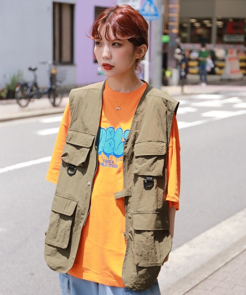 SPINNS(スピンズ)の「フィッシングベスト(ベスト・メンズ・ブラック/ブラウン/グレー/オフホワイト/オリーブ/チャコール・M/L/XL)」の6枚目の写真