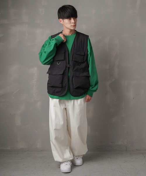 SPINNS(スピンズ)の「フィッシングベスト(ベスト・メンズ・ブラック/ブラウン/グレー/オフホワイト/オリーブ/チャコール・M/L/XL)」の19枚目の写真