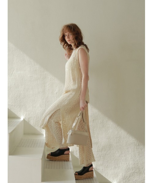 AMAIL（アマイル）の「２way lovely dress（ワンピース・レディース・ブラック/アイボリー/グレイッシュベージュ・FREE）」の4枚目の写真