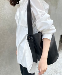 loti（ロティ）の「WEB限定 loti 多収納ポケットバケツBAG（トートバッグ・レディース）」