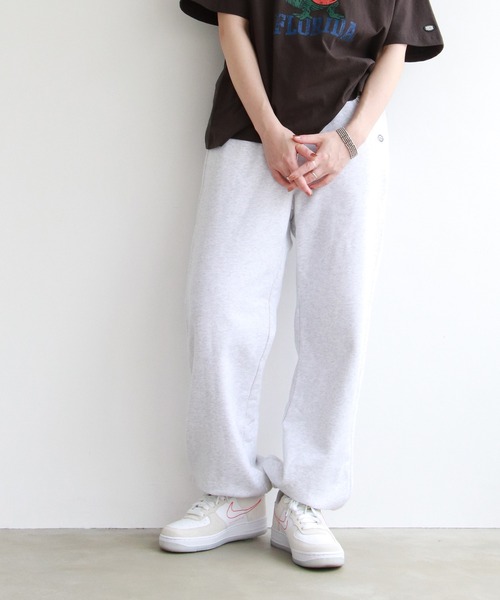 DISCUS（ディスカス）の「【In Red　9月号掲載】DISCUS ATHLETIC 杢スウェットパンツ/ジョガーパンツ/トラックパンツ（スウェットパンツ・レディース・ライラック/ホワイト/ライトイエロー/オレンジ/ライトブルー・M/L）」の2枚目の写真