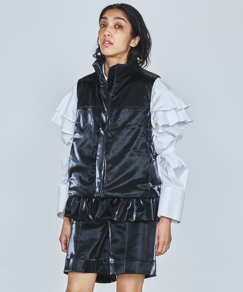 DOUBLE STANDARD CLOTHING(ダブルスタンダードクロージング)の「フェイクシルケットレザーダウンベスト(ダウンベスト・レディース・ブラック・38/36)」の15枚目の写真