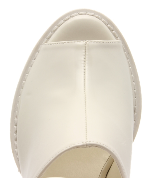 MOUSSY（マウジー）の「MULE STRAP SANDAL（サンダル・レディース・ブラウン/ブラック/ホワイト・LARGE/SMALL/MEDIUM）」の7枚目の写真