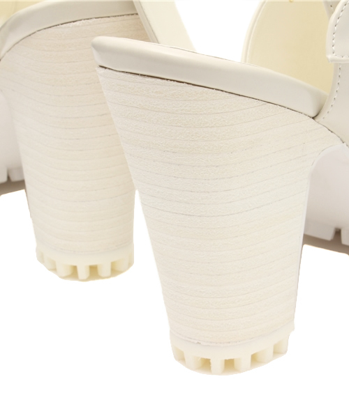 MOUSSY（マウジー）の「MULE STRAP SANDAL（サンダル・レディース・ブラウン/ブラック/ホワイト・LARGE/SMALL/MEDIUM）」の10枚目の写真