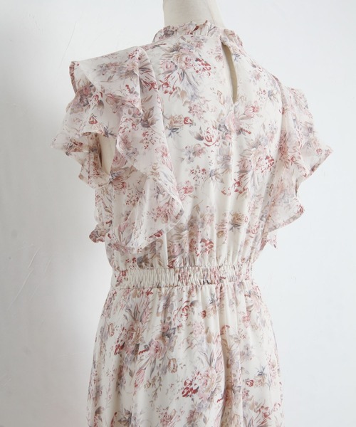 tocco closet（トッコ クローゼット）の「プチフリルネックダブル 