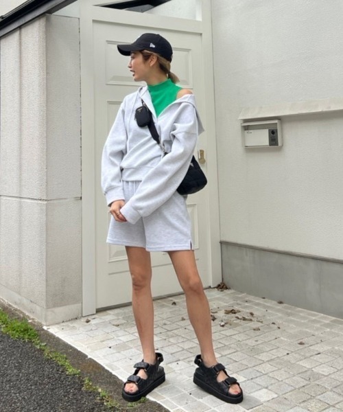 AMAIL(アマイル)の「Skipper bulky halfpants(その他パンツ・レディース・グレー/ラベンダー・FREE)」の3枚目の写真