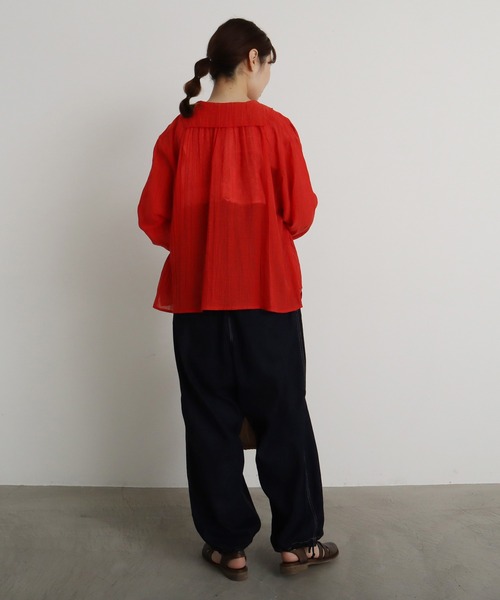 chambre de charme（シャンブルドゥシャーム）の「●cdc キュプラコットンリネン ゆるりブラウス（シャツ/ブラウス・レディース・ホワイト/レッド・FREE）」の16枚目の写真