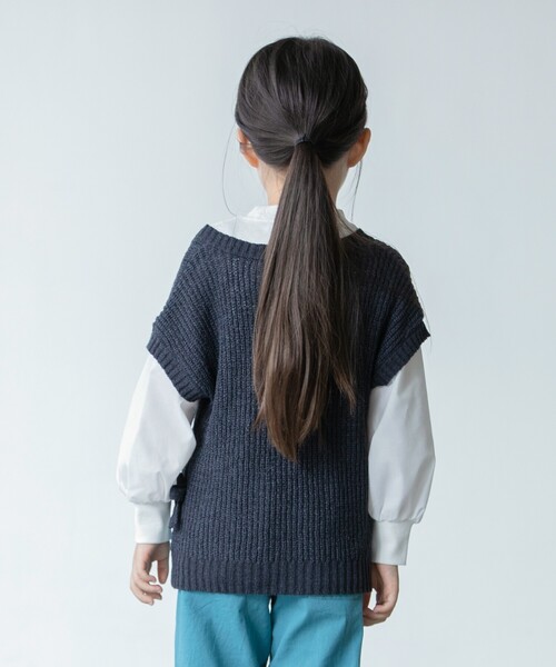 THE SHOP TK (ザ ショップ ティーケー )の「【110-150】サイドリボンベスト(ベスト・キッズ・ナチュラル/ガンメタ・11/12/15 /13/14)」の3枚目の写真