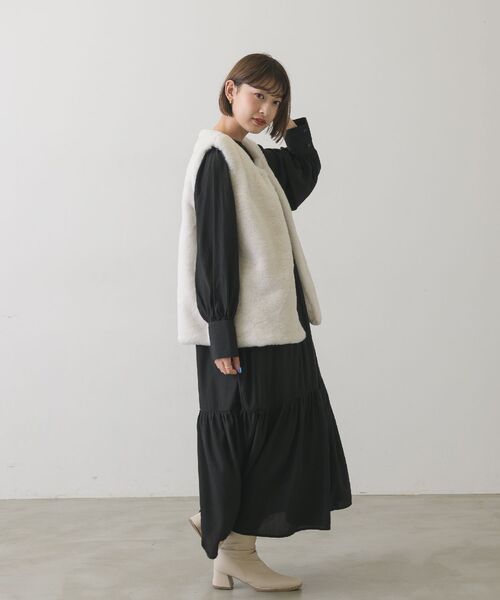 RETRO GIRL（レトロガール）の「フェイクファーベスト（ベスト・レディース・パープル/ブラウン/オフホワイト/ピンク・FREE）」の7枚目の写真