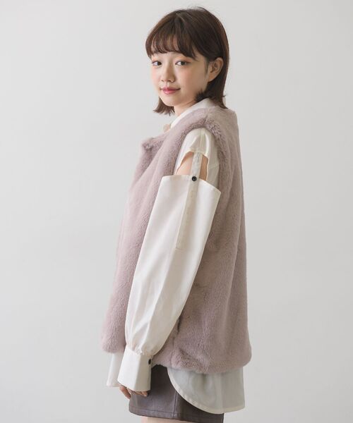 RETRO GIRL（レトロガール）の「フェイクファーベスト（ベスト・レディース・パープル/ブラウン/オフホワイト/ピンク・FREE）」の21枚目の写真