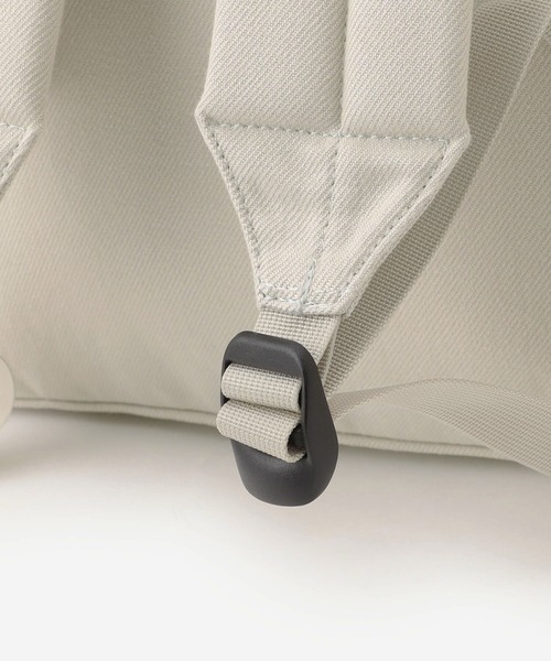 ORCIVAL（オーシバル）の「ORCIVAL DEPUIS 1939 | ナイロンツイル ビッグバックパック（バックパック/リュック・レディース・ブラック/グレイッシュベージュ/ネイビー・-）」の14枚目の写真