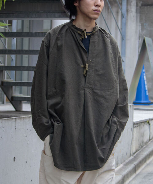 ARMY TWILL（アーミーツイル）の「【ARMY TWILL/アーミーツイル】ミリタリー スモックシャツ（シャツ/ブラウス・メンズ・ダークブラウン/オリーブ・M/L）」の12枚目の写真