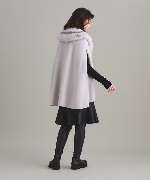 GRACE CONTINENTAL(グレースコンチネンタル)の「フレアリバーポンチョ(ポンチョ・レディース・ブラック/グレー・FREE)」の13枚目の写真