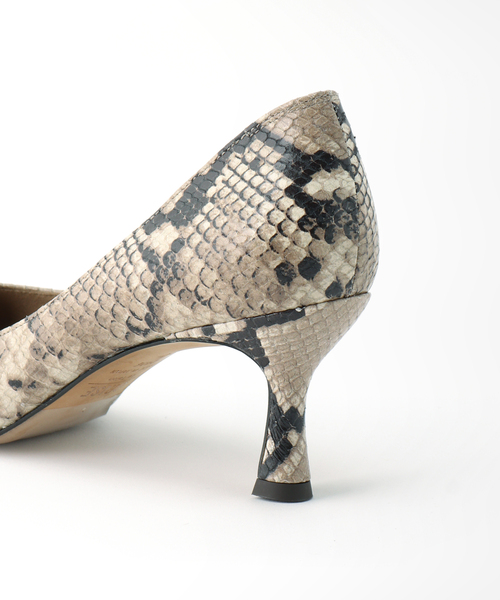 GRISE(グリーズ)の「GRISE 6.5cmレザーポインテッドプレーン(パンプス・レディース・ベージュ系その他・22cm/22.5cm/23cm/24cm/23.5cm/24.5cm/25cm)」の11枚目の写真