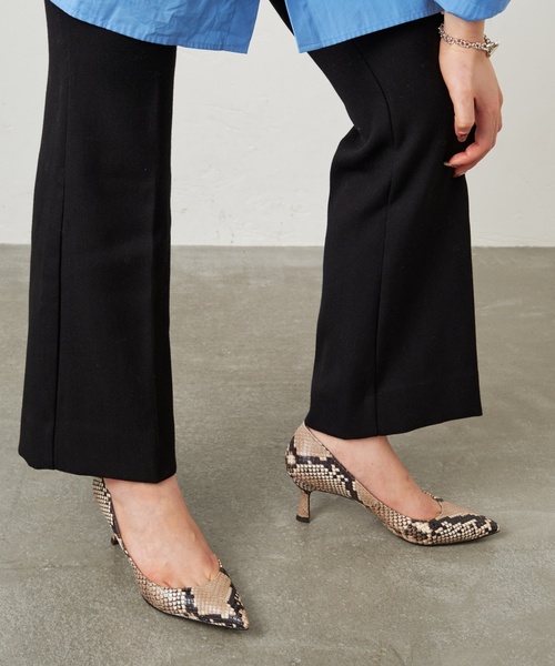 GRISE(グリーズ)の「GRISE 6.5cmレザーポインテッドプレーン(パンプス・レディース・ベージュ系その他・22cm/22.5cm/23cm/24cm/23.5cm/24.5cm/25cm)」の14枚目の写真