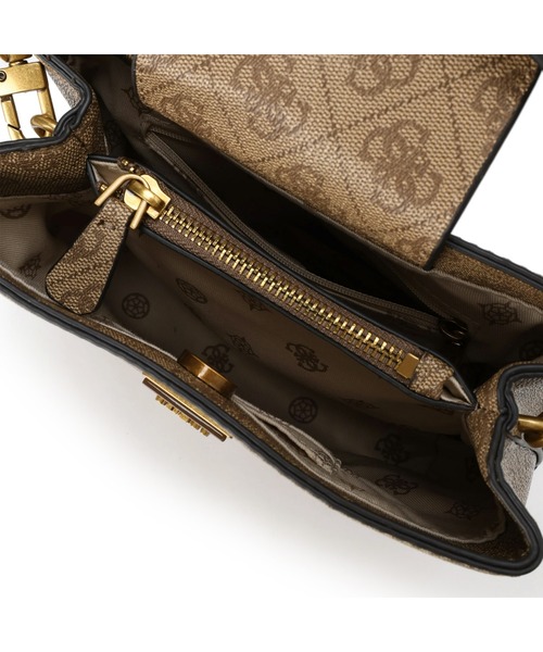 Guess（ゲス）の「ALEXIE Small Bucket（ハンドバッグ・レディース・ベージュ・ONE SIZE）」の12枚目の写真