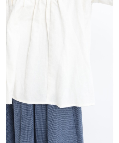 Samansa Mos2（サマンサ モスモス）の「切替フリルブラウス（シャツ/ブラウス・レディース・ブラック/キナリ/グリーン・ﾌﾘ-）」の5枚目の写真