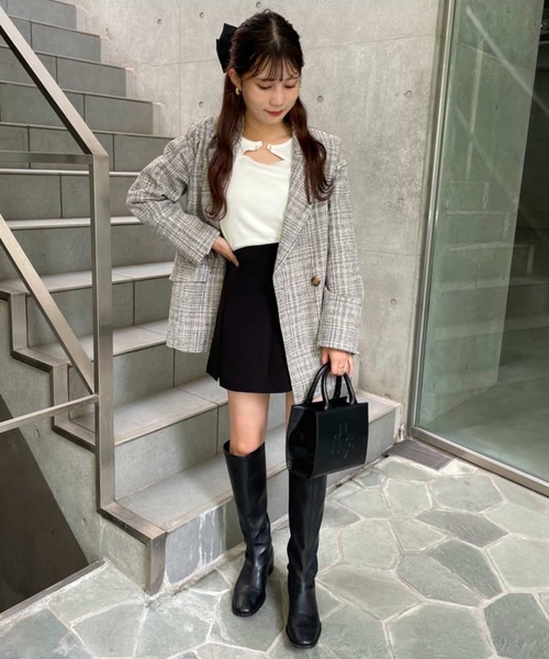 one after another NICE CLAUP（ワンアフターアナザーナイスクラップ）の「ロゴモチーフエンボスミニバック（ショルダーバッグ・レディース・アイボリー/ピンク/グレイッシュベージュ/ブラック・FREE）」の16枚目の写真