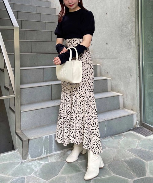 one after another NICE CLAUP（ワンアフターアナザーナイスクラップ）の「ロゴモチーフエンボスミニバック（ショルダーバッグ・レディース・アイボリー/ピンク/グレイッシュベージュ/ブラック・FREE）」の10枚目の写真