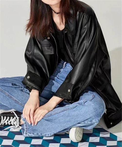 MAISON DE THERESE（メゾン ド テレーズ）の「オーバーサイズ　フェイクレザージャケット ライダースジャケット 男女兼用（ライダースジャケット・レディース・ブラック・M/L/XL/S）」の8枚目の写真