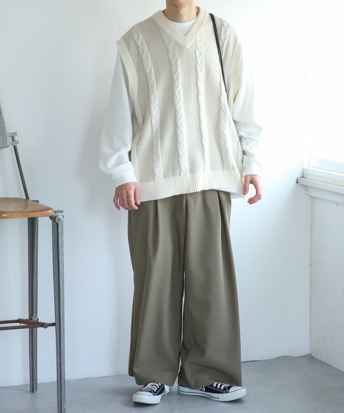 SENSE OF PLACE by URBAN RESEARCH(センスオブプレイスバイアーバンリサーチ)の「ケーブルVネックベスト(ベスト・メンズ・ブラック/ブルー/アイボリー・MEDIUM/LARGE)」の7枚目の写真