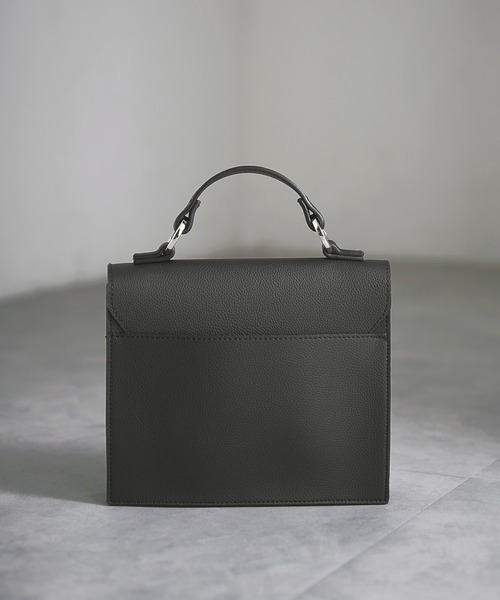 EMMA CLOTHES（エマクローズ）の「シンセティックレザー 2WAYショルダーハンドルバッグ EMMA CLOTHES（ショルダーバッグ・メンズ・ブラック/ダークブラウン・FREE）」の13枚目の写真