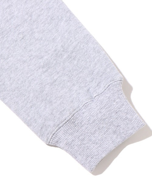 UGG（アグ）の「UGG@mos ヴィンテージ ロゴスウェットトップス / アグ ヴィンテージ ロゴスウェットトップス（スウェット・レディース・グレー/ネイビー/ホワイト・M/L/XL）」の18枚目の写真