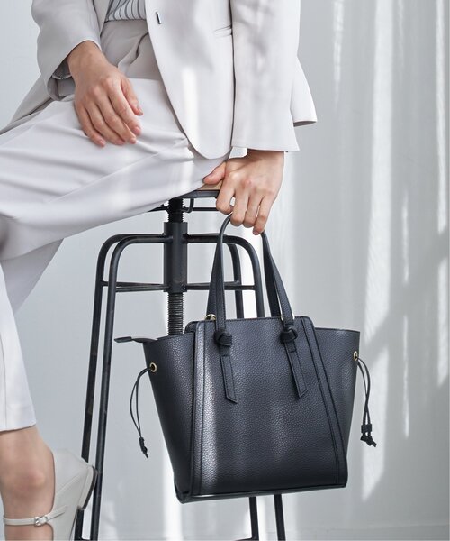 ikka（イッカ）の「らく軽ノット結び2WAYトートバッグ（ショルダーバッグ・レディース・オフホワイト/イエロー/ブラック/ベージュ/グリーン・FREE）」の3枚目の写真