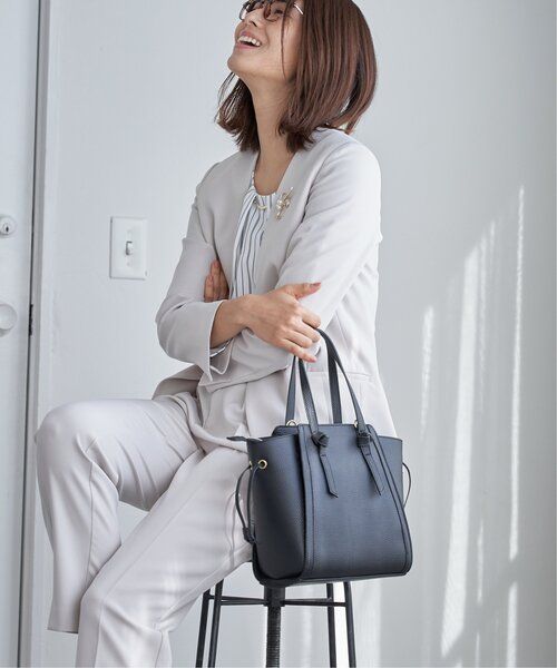 ikka（イッカ）の「らく軽ノット結び2WAYトートバッグ（ショルダーバッグ・レディース・オフホワイト/イエロー/ブラック/ベージュ/グリーン・FREE）」の6枚目の写真