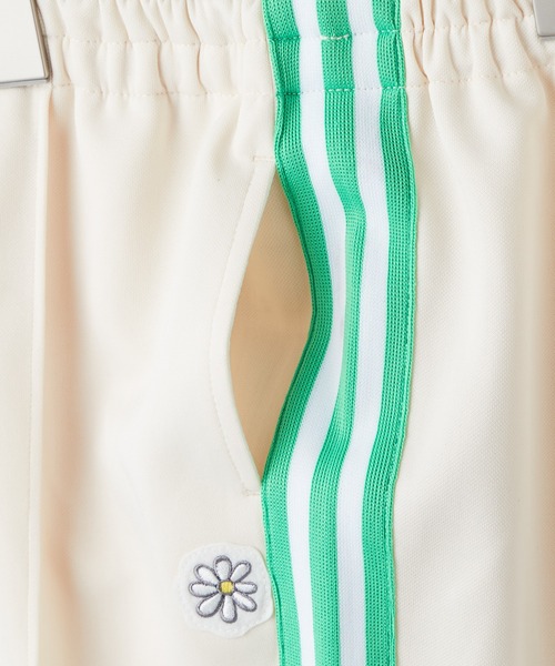 CIAOPANIC TYPY(チャオパニックティピー)の「【KIDS】ラインジャージトラックパンツ(その他パンツ・キッズ・アイボリー/ライトグレー/グリーン/イエロー・S/M/L/XL/XXL)」の15枚目の写真