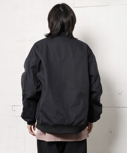 ROOPTOKYO(ループトウキョウ)の「ダックボンバージャケット(MA-1・メンズ・ブラック/キャメル/カーキ・M/XL/L)」の4枚目の写真