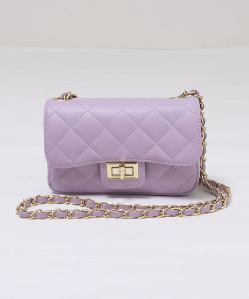 NOLLEY’S（ノーリーズ）の「【五明祐子さんコラボアイテム】キルティングポシェット（ショルダーバッグ・レディース・アイボリー/ラベンダー・FREE）」の3枚目の写真