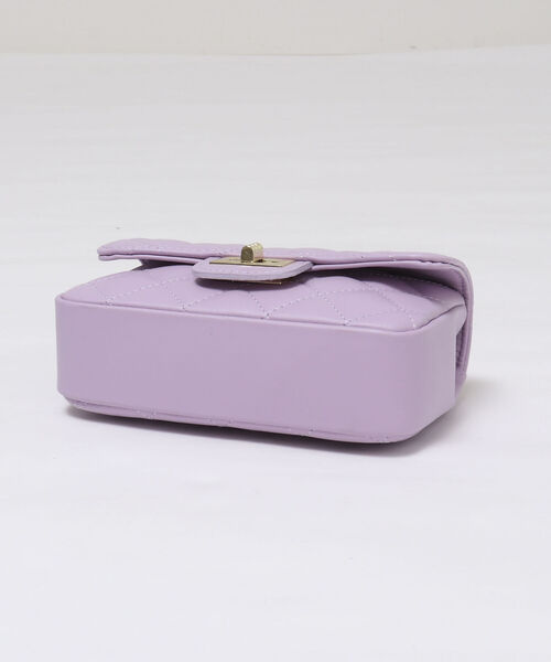 NOLLEY’S（ノーリーズ）の「【五明祐子さんコラボアイテム】キルティングポシェット（ショルダーバッグ・レディース・アイボリー/ラベンダー・FREE）」の6枚目の写真