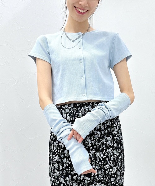 FOREVER 21(フォーエバー トゥエンティーワン)の「アームウォーマー付きカット(Tシャツ/カットソー・レディース・ライトインディゴブルー/グリーン/ホワイト・SMALL/MEDIUM)」の18枚目の写真