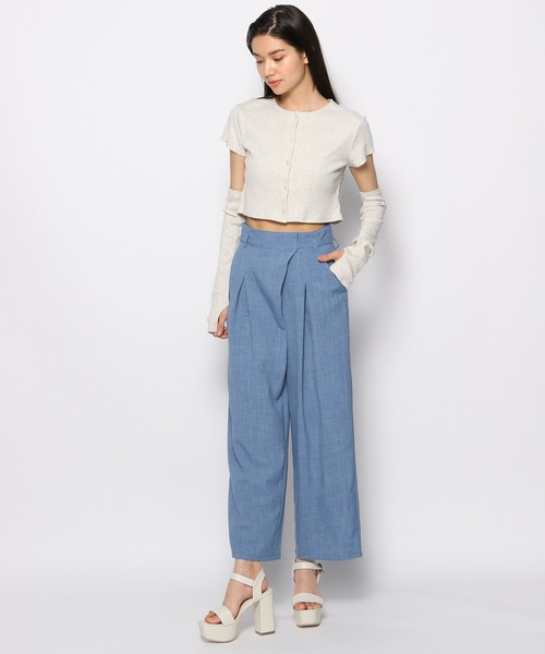 FOREVER 21(フォーエバー トゥエンティーワン)の「アームウォーマー付きカット(Tシャツ/カットソー・レディース・ライトインディゴブルー/グリーン/ホワイト・SMALL/MEDIUM)」の21枚目の写真
