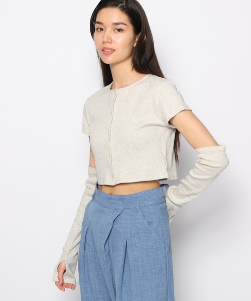 FOREVER 21(フォーエバー トゥエンティーワン)の「アームウォーマー付きカット(Tシャツ/カットソー・レディース・ライトインディゴブルー/グリーン/ホワイト・SMALL/MEDIUM)」の22枚目の写真