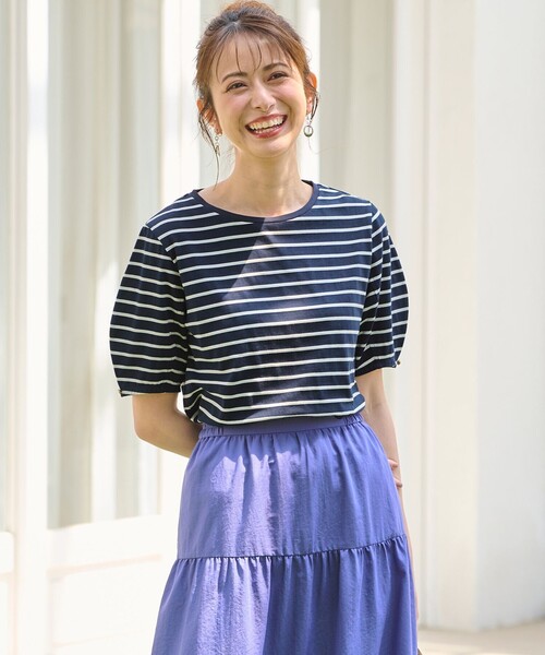 ANY SIS(エニィスィス)の「【汗ジミ防止・UVケア】アーモンドスリーブ カットソー(Tシャツ/カットソー・レディース・レッド系/ライトグリーン系/ブラック系/ホワイト系1/ライトグレー系/ネイビー系1/ライラック系/ホワイト系/黄土色系/パープル系/ダークグリーン系・2)」の17枚目の写真