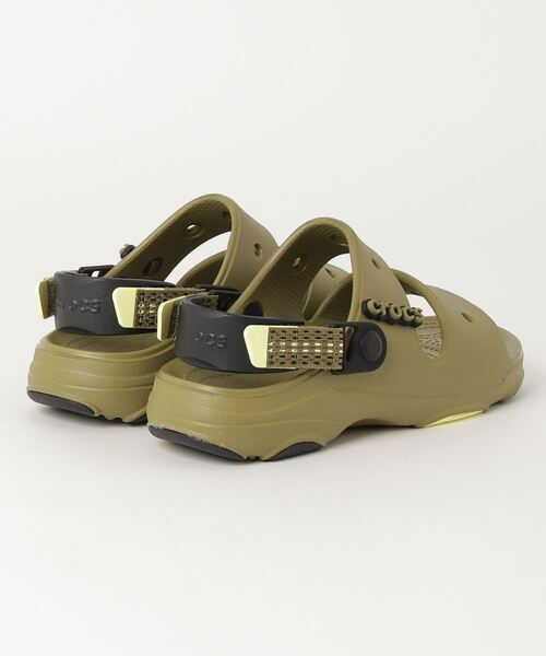 crocs（クロックス）の「クロックス crocs Classic All Terrain Sandal_クラシック オールテレイン サンダル（サンダル・メンズ・オリーブ・25.0cm/29.0cm/27.0cm/22.0cm/24.0cm/23.0cm/28.0cm/26.0cm）」の2枚目の写真