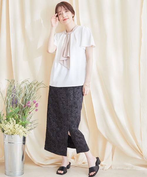 Jayro(ジャイロ)の「配色ボウタイブラウス(シャツ/ブラウス・レディース・ネイビー/ホワイト系その他/ベージュ系その他/ブラック系その他/ホワイト系その他2・M)」の12枚目の写真