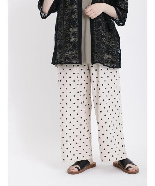 Samansa Mos2（サマンサ モスモス）の「ドットプリントパンツ（その他パンツ・レディース・キナリ/ブラック/ブラウン・F）」の2枚目の写真