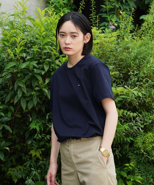 TOMMY HILFIGER(トミーヒルフィガー)の「TOMMY HILFIGER / トミー ヒルフィガー ワンポイント ロゴ 半袖 Tシャツ(Tシャツ/カットソー・メンズ・ブラック/オレンジ/ブルー/グリーン/レッド/ピンク/ホワイト/ネイビー・MEDIUM/X-LARGE/LARGE)」の12枚目の写真