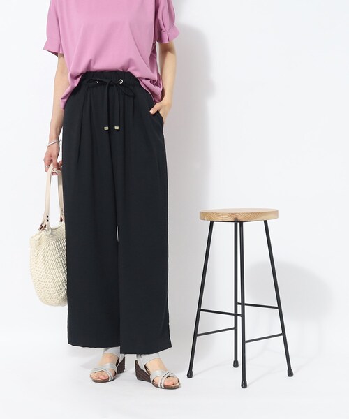 DRESKIP（ドレスキップ）の「◆【接触冷感】さらりとIラインシルエット◎　イージーワイドパンツ（その他パンツ・レディース・グリーン/ネイビー/ベージュ・02/03/04）」の11枚目の写真