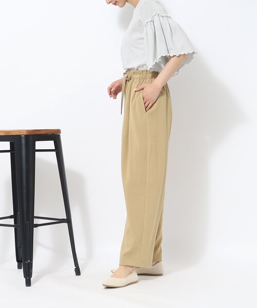 DRESKIP（ドレスキップ）の「◆【接触冷感】さらりとIラインシルエット◎　イージーワイドパンツ（その他パンツ・レディース・グリーン/ネイビー/ベージュ・02/03/04）」の16枚目の写真