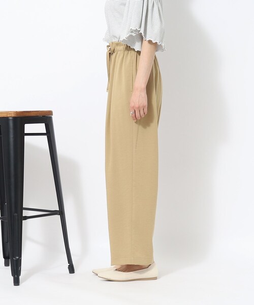 DRESKIP（ドレスキップ）の「◆【接触冷感】さらりとIラインシルエット◎　イージーワイドパンツ（その他パンツ・レディース・グリーン/ネイビー/ベージュ・02/03/04）」の13枚目の写真