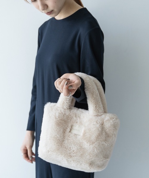 MURUA（ムルーア）の「MURUA(ムルーア)ミニトートバッグ / エコファー MR-B1191（トートバッグ・レディース・レオパード/ブルー/ベージュ・FREE）」の6枚目の写真