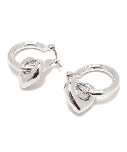 atmos pink（アトモスピンク）の「atmos pink ハートチャームフープピアス（ピアス（両耳用）・レディース・ゴールド/シルバー・FREE）」の2枚目の写真